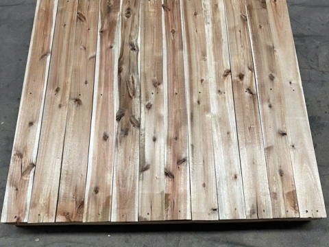 Pallet gỗ Tân Uyên